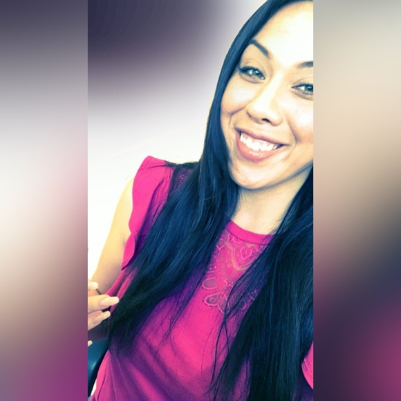 Meet your Posher, Angela - Picture 2 of 7